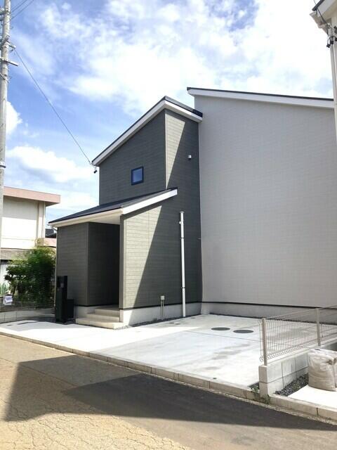 Casa 4LDK em Kuwana — foto 2 de 5