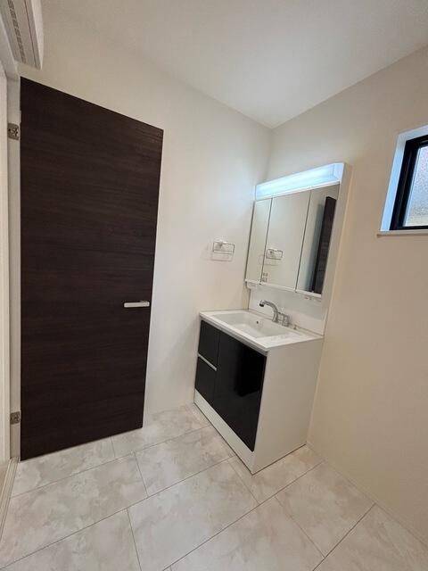 Casa 4LDK em Inuyama — foto 1 de 5