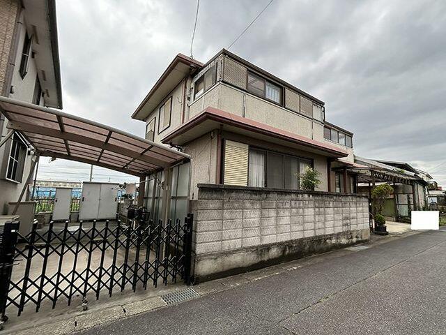 Fachada ou ambiente da casa 4sldk em anjo